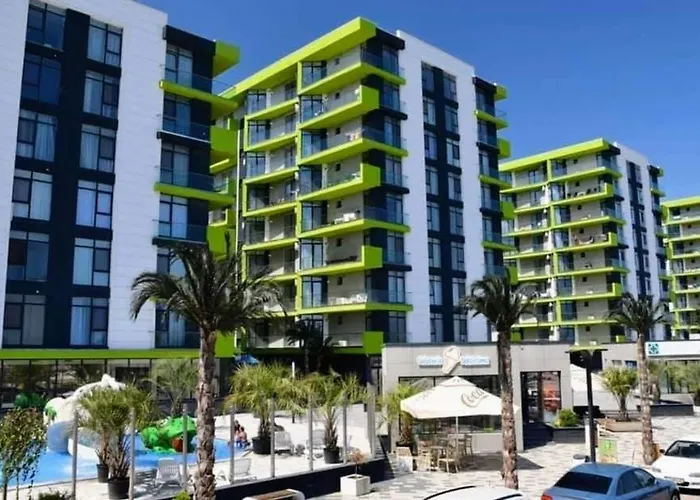 Apartment Lady Sea Endless Summer - Alezzi *