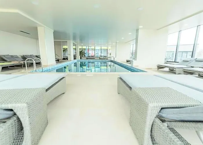 Lady Sea Endless Summer - Alezzi Apartment